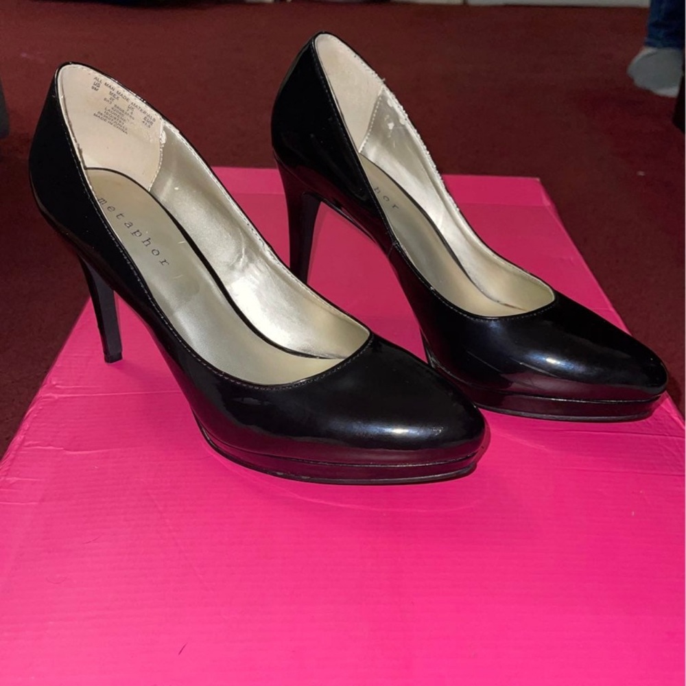 Black heels